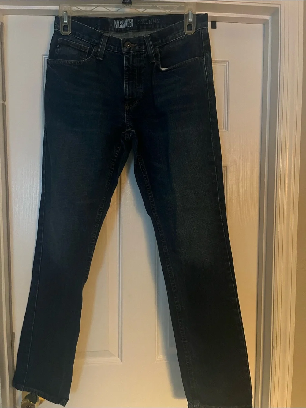 Free world Messenger Skinny classic dark